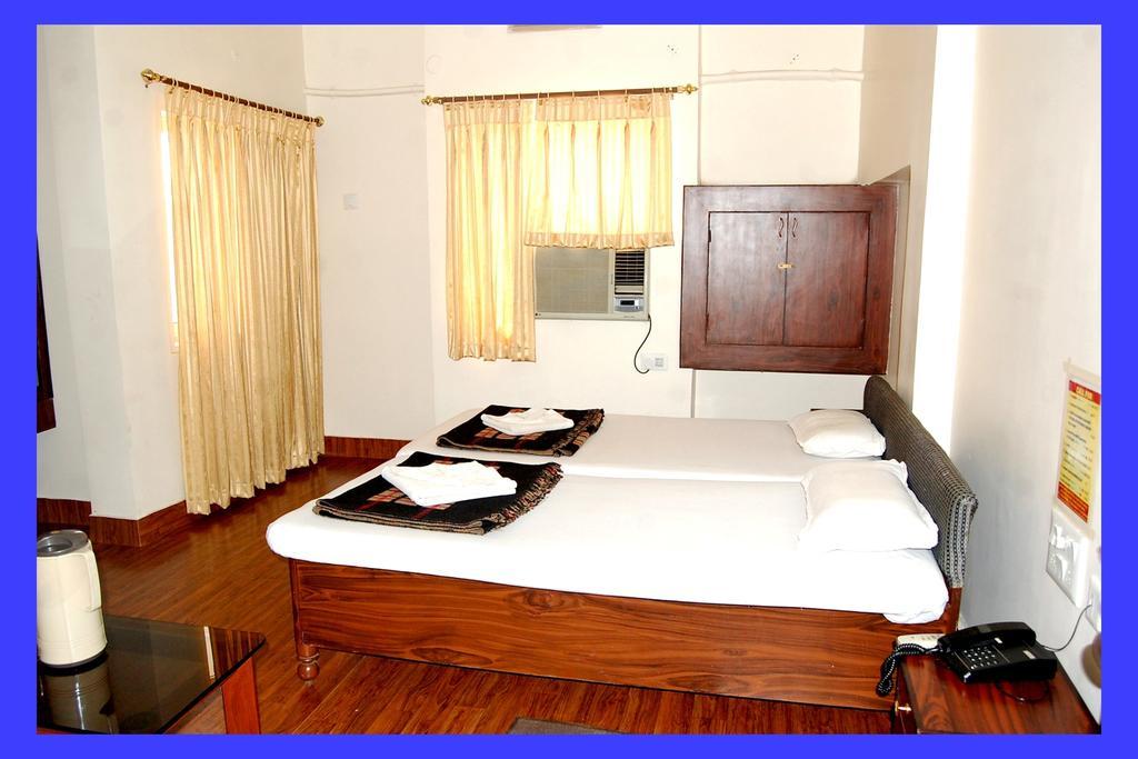 Hotel Kusum Bhilai Cameră foto
