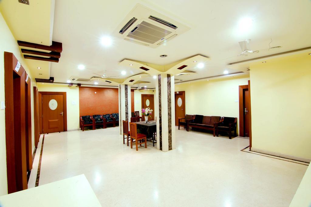 Hotel Kusum Bhilai Exterior foto