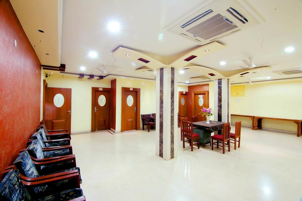 Hotel Kusum Bhilai Exterior foto